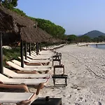 Hôtel&lodges Moby Dick Hotel 4*