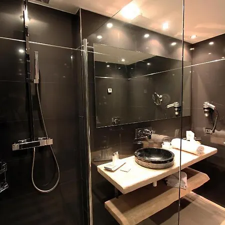 & Moby Dick Hotel 4*