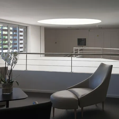 & Moby Dick Hotel 4*