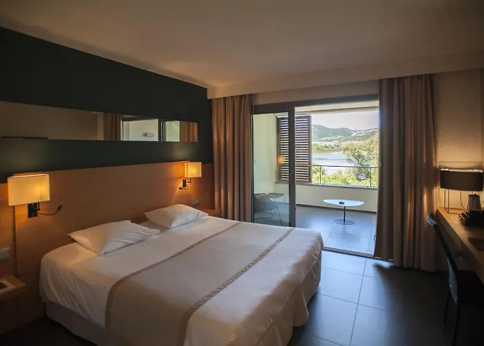 Hotel & Moby Dick Porto-Vecchio (Corsica)